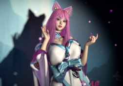 KiTTyLo_Ahri_Spirit_Blossom